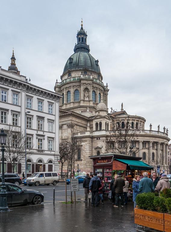 Real Apartments Andrassy Boedapest Buitenkant foto